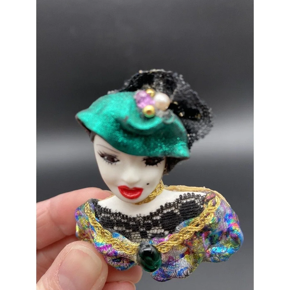VINTAGE HANDMADE ART DECO LADY FACE HEAD WITH HAT FANCY BROOCH PIN Signed TG '97